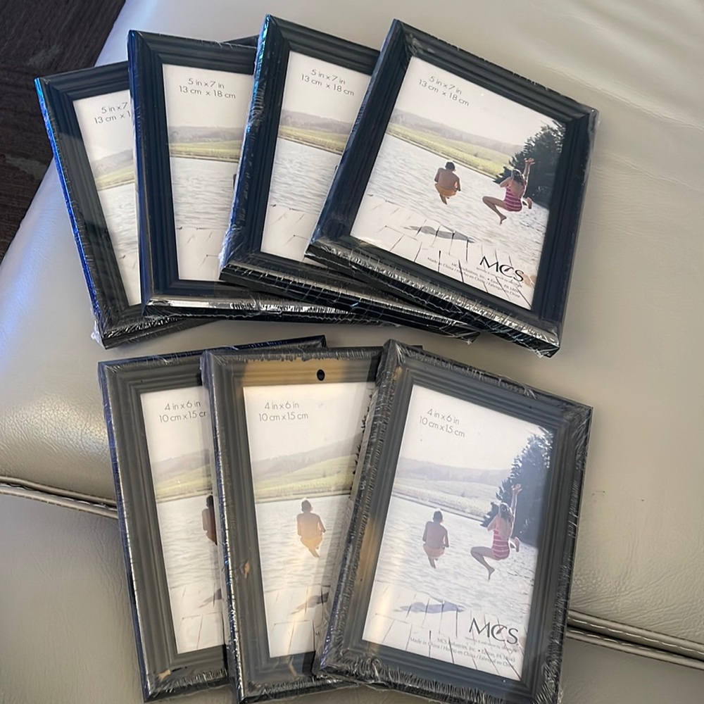 Black picture frames-7 total  NWT